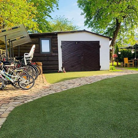 Martin Guest House Ventspils Exterior foto