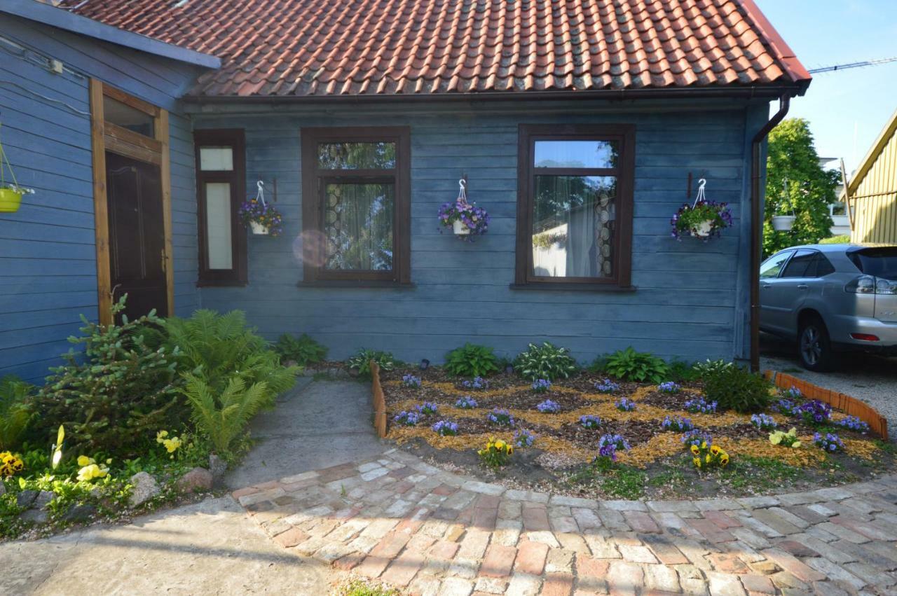 Martin Guest House Ventspils Exterior foto